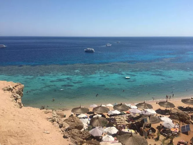 Very beautiful sea and beach, Sharm by AUDIJAMAJKA