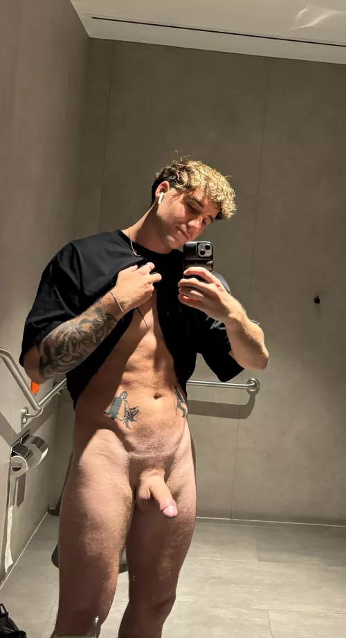 Who wants a cute British Boy  by Willdd6