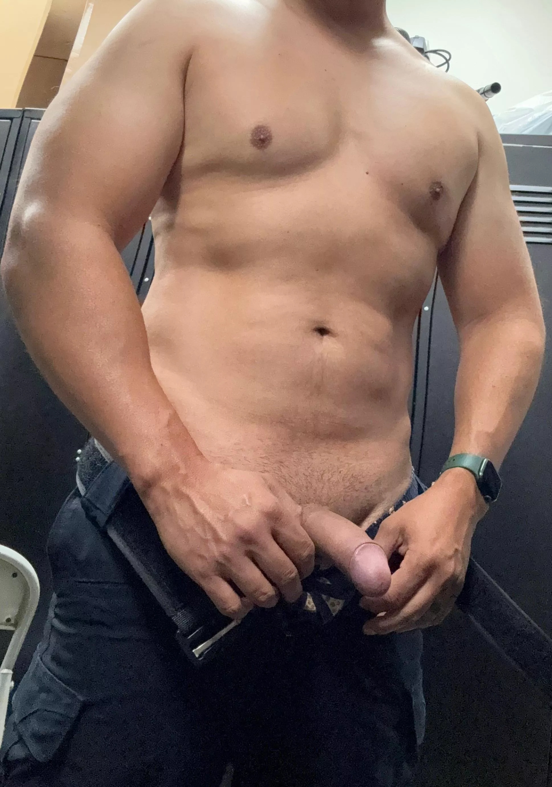 [40] these pants don’t close with my cock like this posted by leolefit