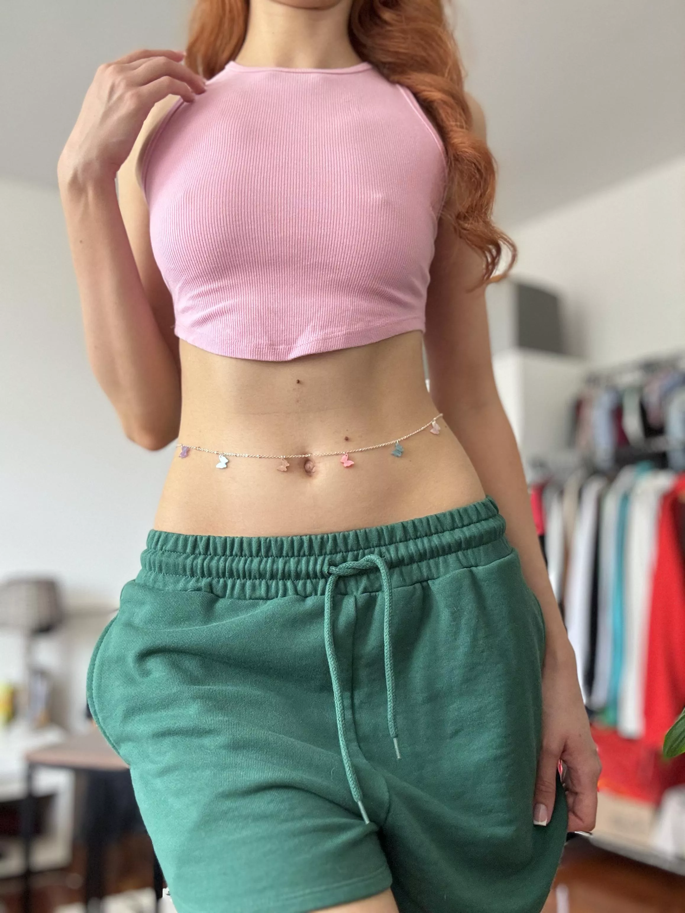 A body that speaks for itself posted by long-legzzz