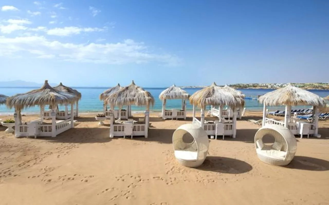 Beach for those who value coziness and comfort posted by shinney_k