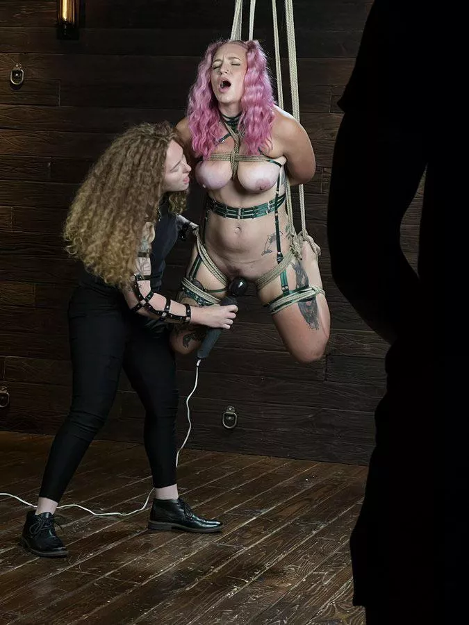 Extracted orgasm  posted by ExecutiveF1ora