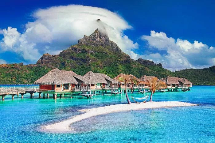 French Polynesia, simply spectacular. posted by Bellaartounit
