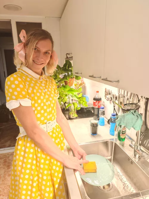 Hiii gay people out there :) by DantonelHugo