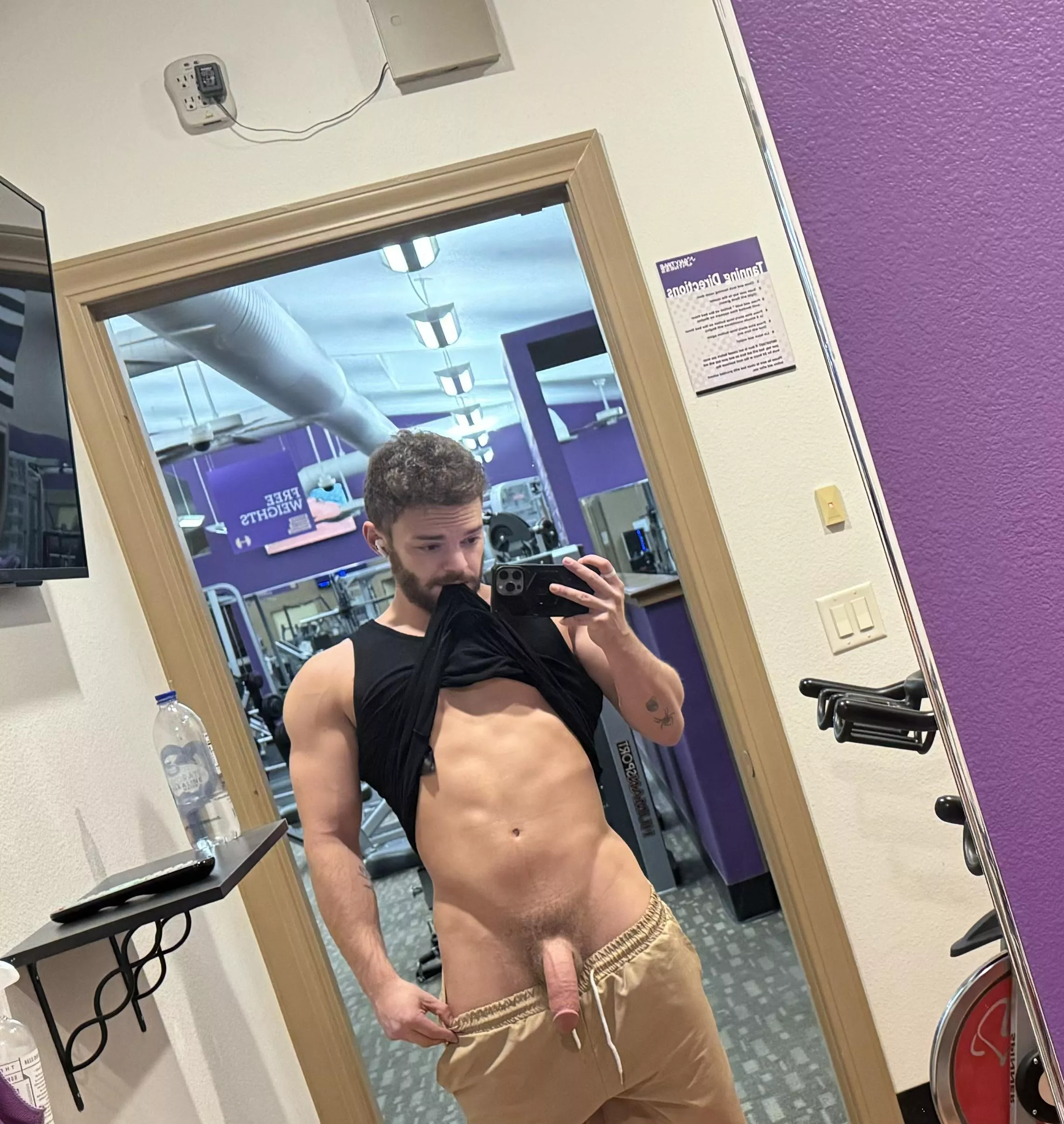 I can’t believe how hot it is to be soft and free in public (27) posted by Proper_Zebra_6785