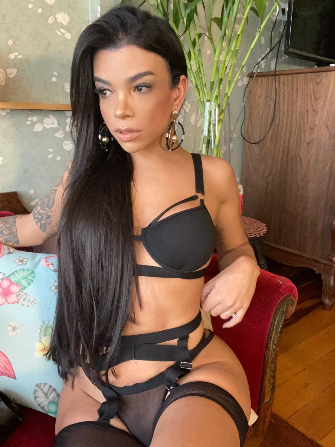 If you had to convince me to top you in just three words, what would they be? posted by isagodess