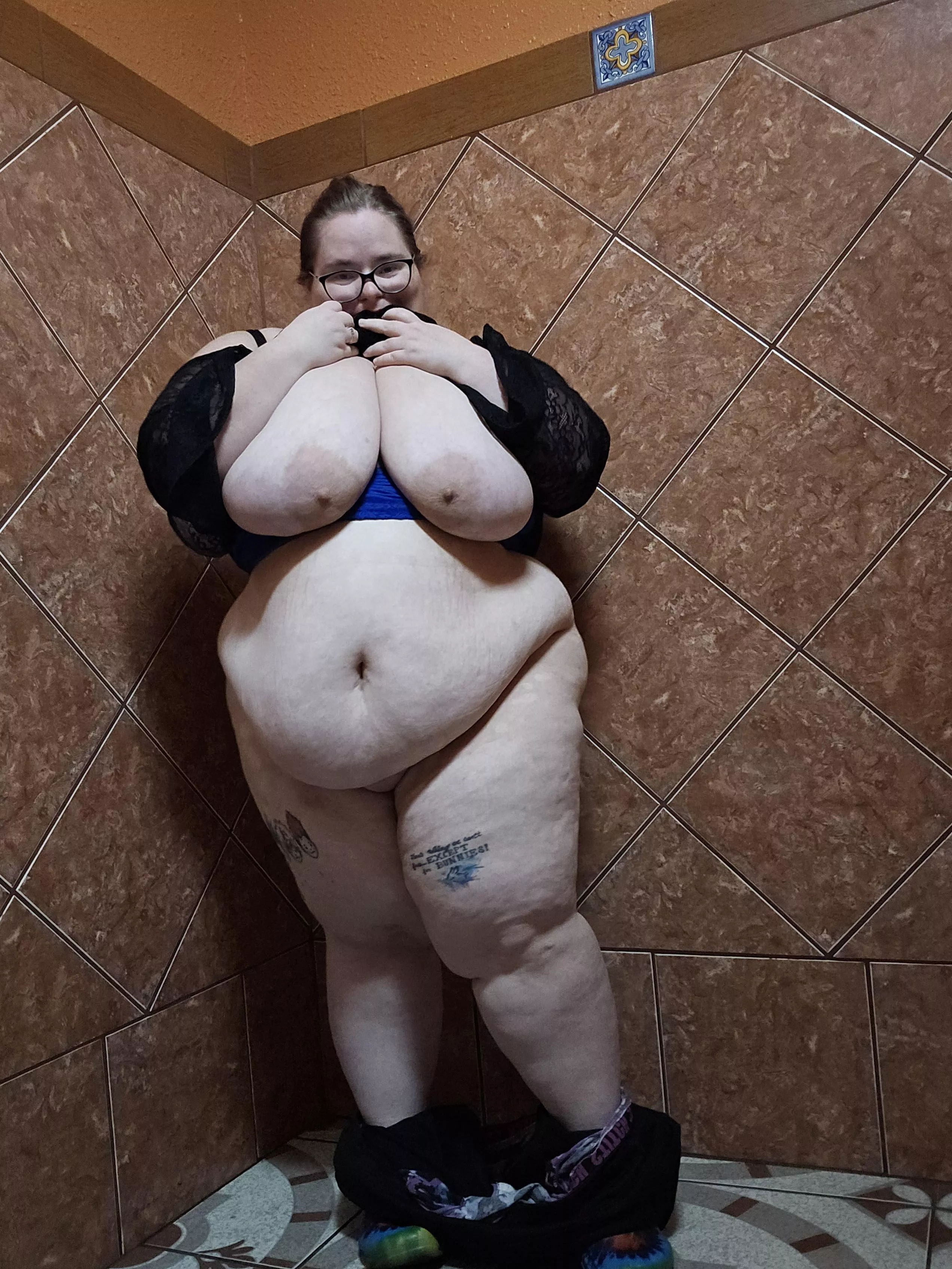 Primal fucks and creampies posted by Dependent-Ad7486