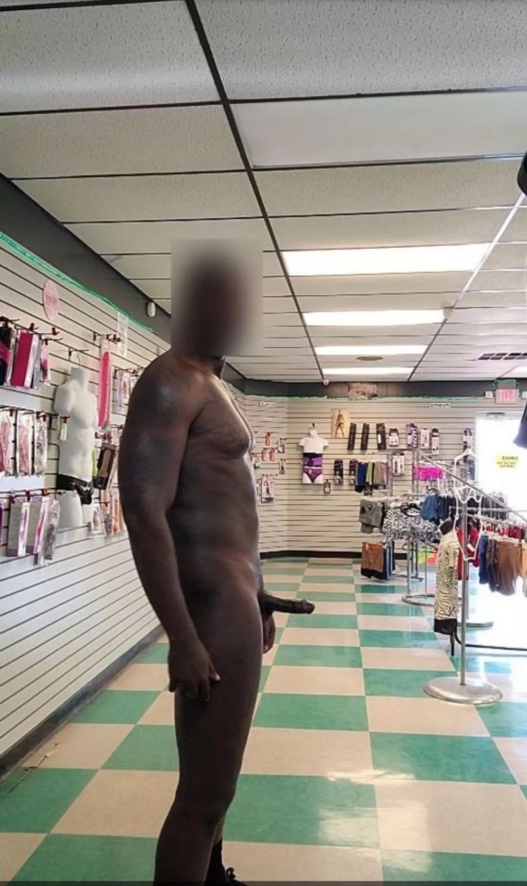 Shopping posted by blkxxxhib