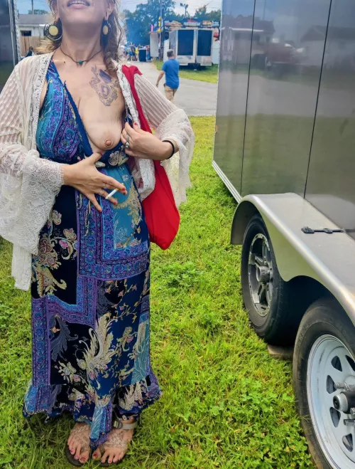 Smoking is bad but one tit out at the fair is gooooood!😁 by Status_Stand3678