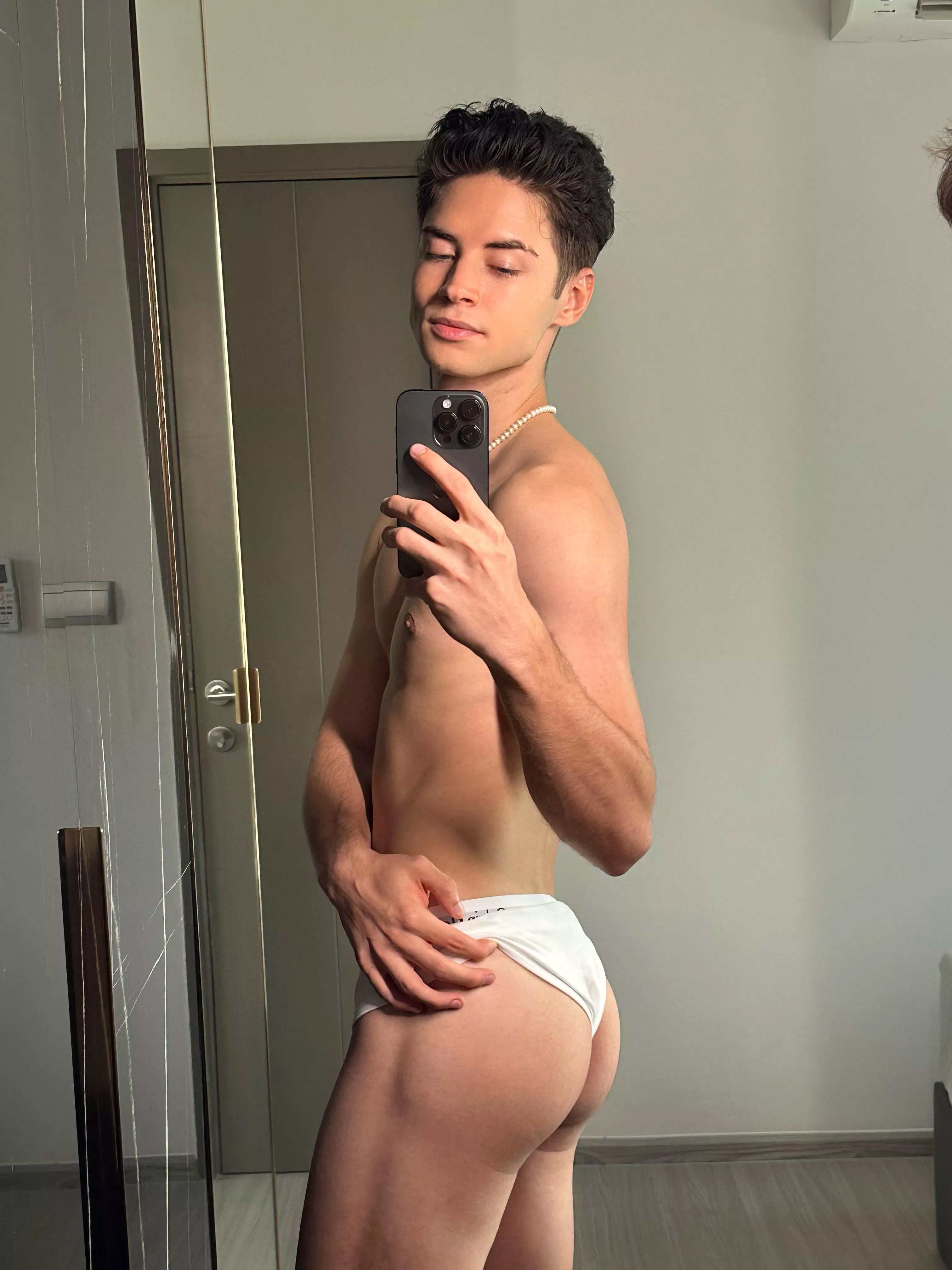 You like this view?👀 posted by EchoShadeee