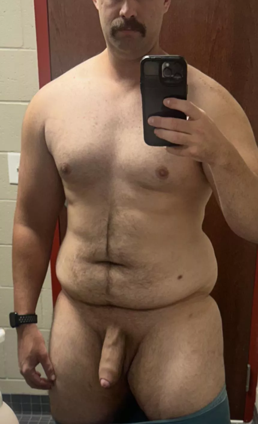 33M 6’3 270lb trying to finally trim down  posted by Somedad825