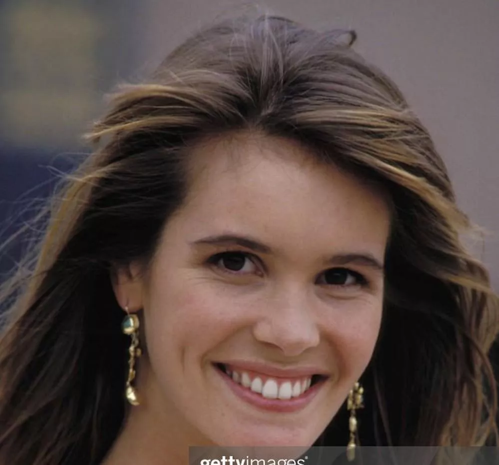 Elle MacPherson posted by HWKD65