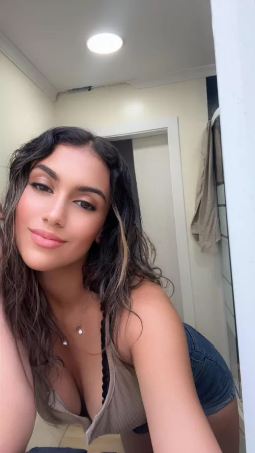 Every girl just wants to feel loved, adored, needed, and cared for by Spooky-Yellowjacket