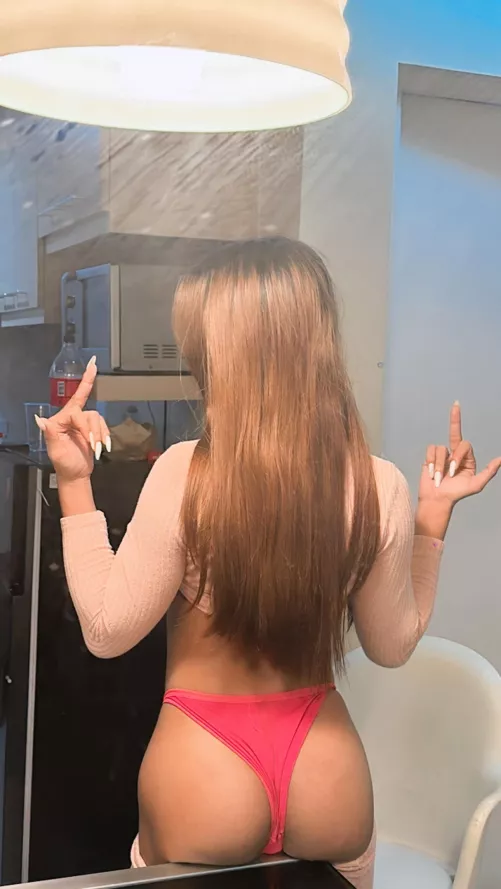 Fuck me in my room while rainy?🥵🍑💦 (f) by iamthegodofgods29848