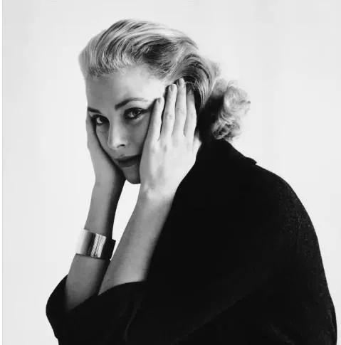 Grace Kelly posted by HWKD65