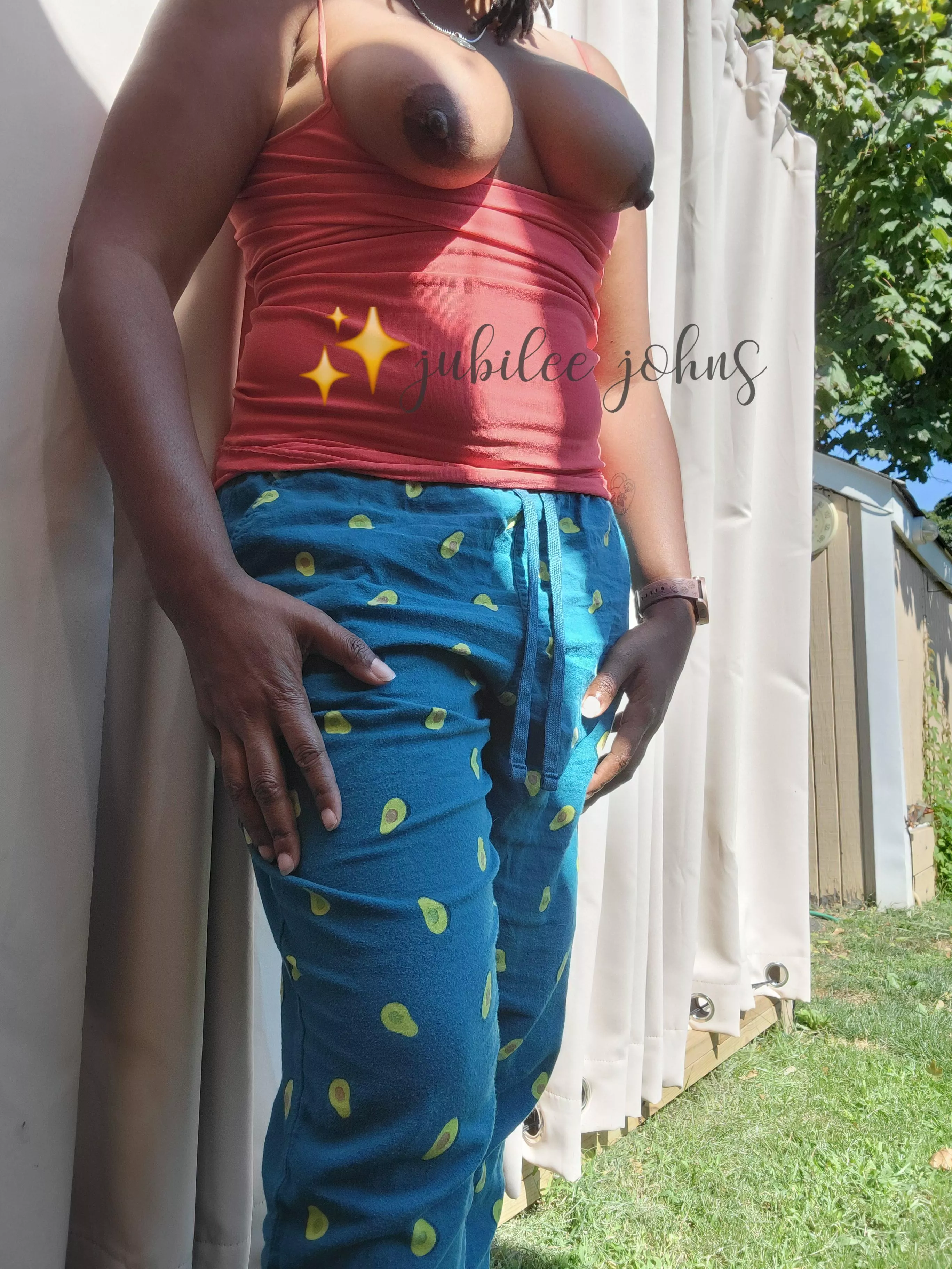 Hanging out with the girls! posted by naughtysroom