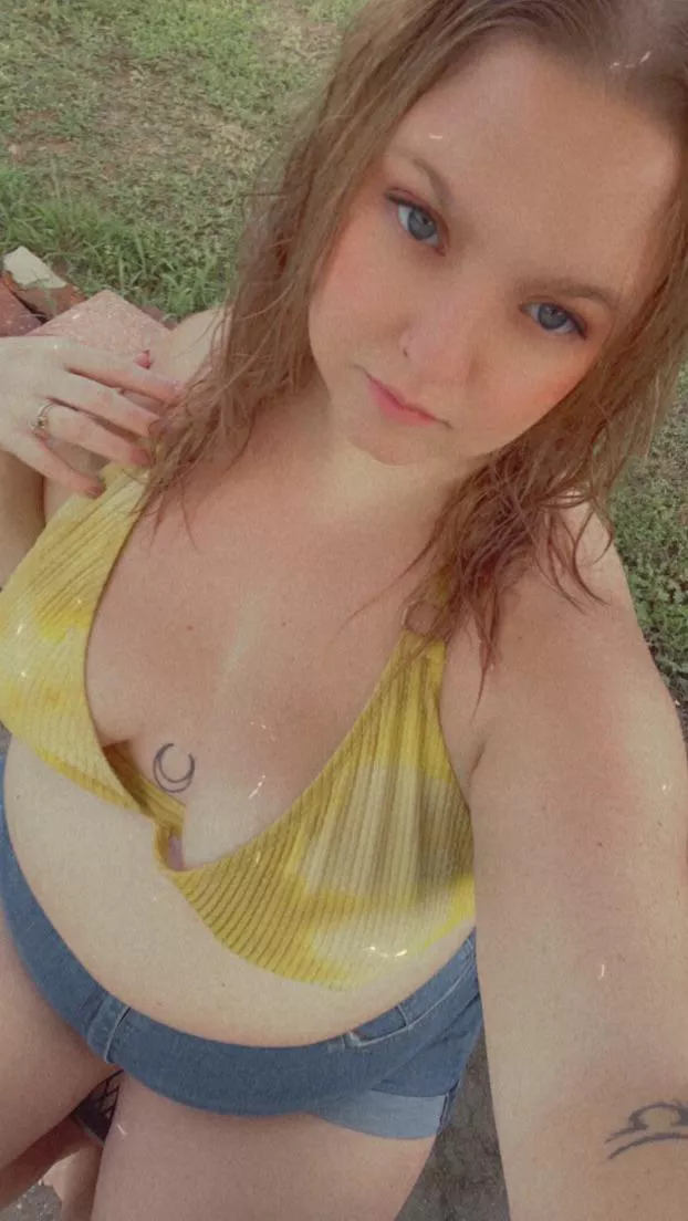 Hello! I’m Nikki posted by Cheris456