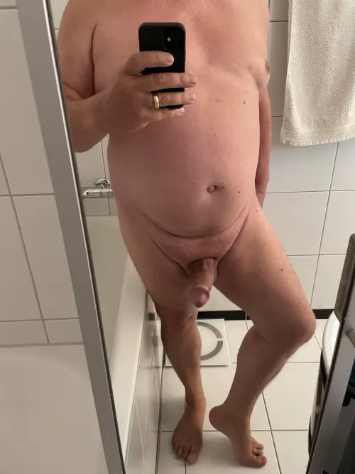 hope you like my dad body (58)? DM open by Peter_0099