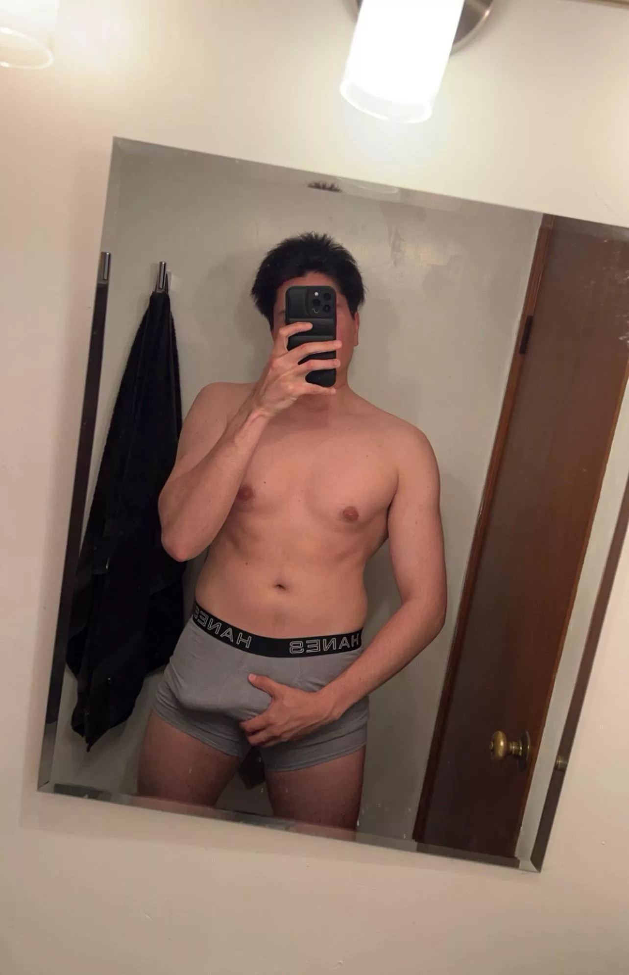 I don’t mind if you stare  (24) posted by Gr8Rizz99