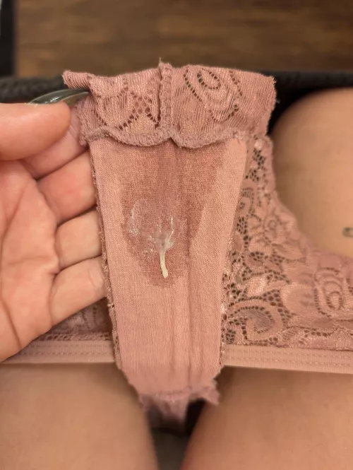 I.made you something sweet🧁 by Vixxen_Vera