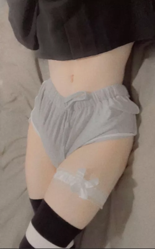 Love wearing a cropped hoodie and girly shorts🥰 by Substantial-Chain929