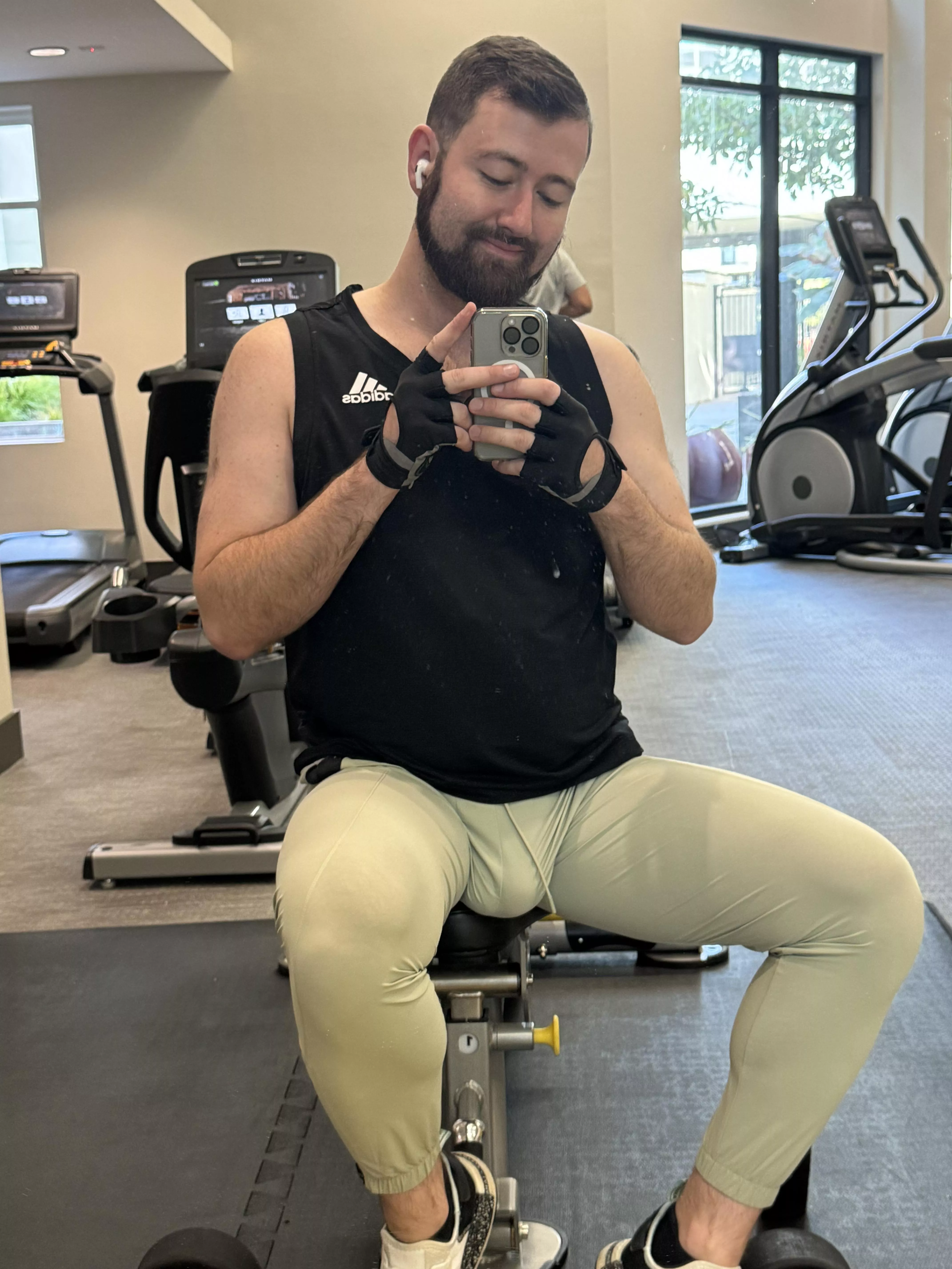 New pants 👀 (29) posted by davidxdonovan