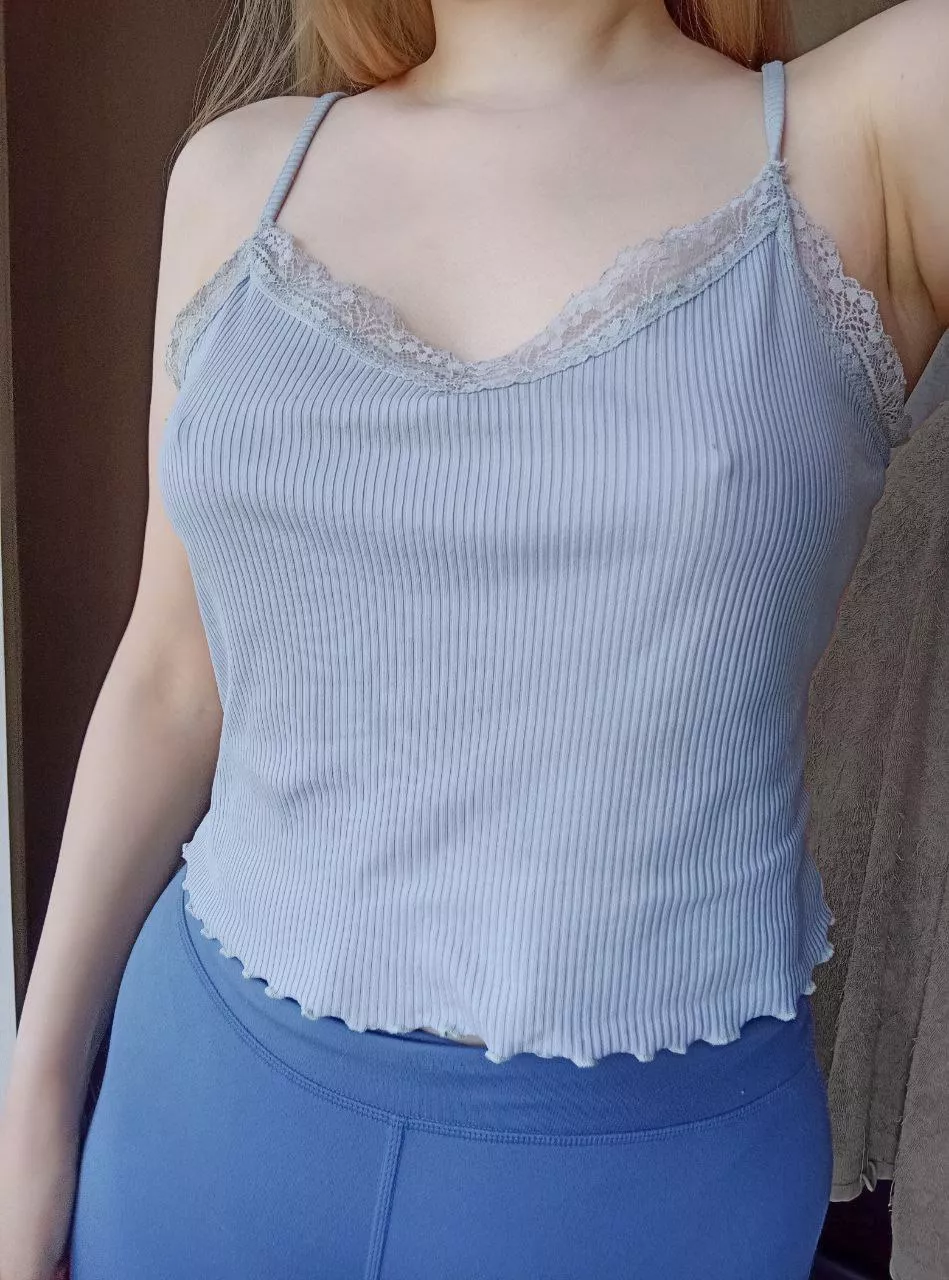 Relaxing without the bra posted by pixiiie_chloe