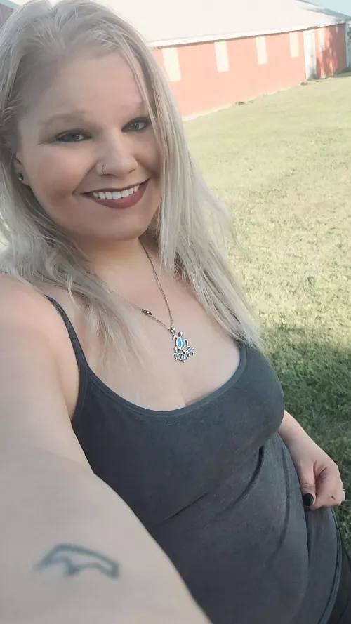 So ft skin, playful grin, and curves that won't quit  by allykatonly