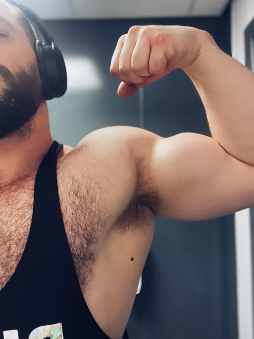 Sorry bro bet I fuckin’ stink…unless you’re into it  by forrestryder