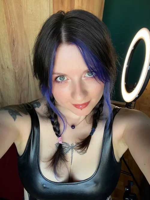 the look i gave you just before I go down on you by Littlest_Fern