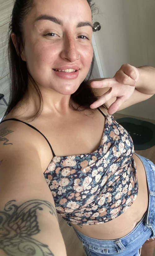 this is a good date top by Honey_Pleasure