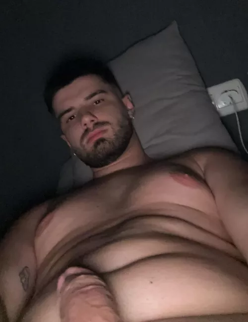 24m bears chubs dadbods hairy guys older the better. sc: imjuliqn  by Rude-Possibility-513