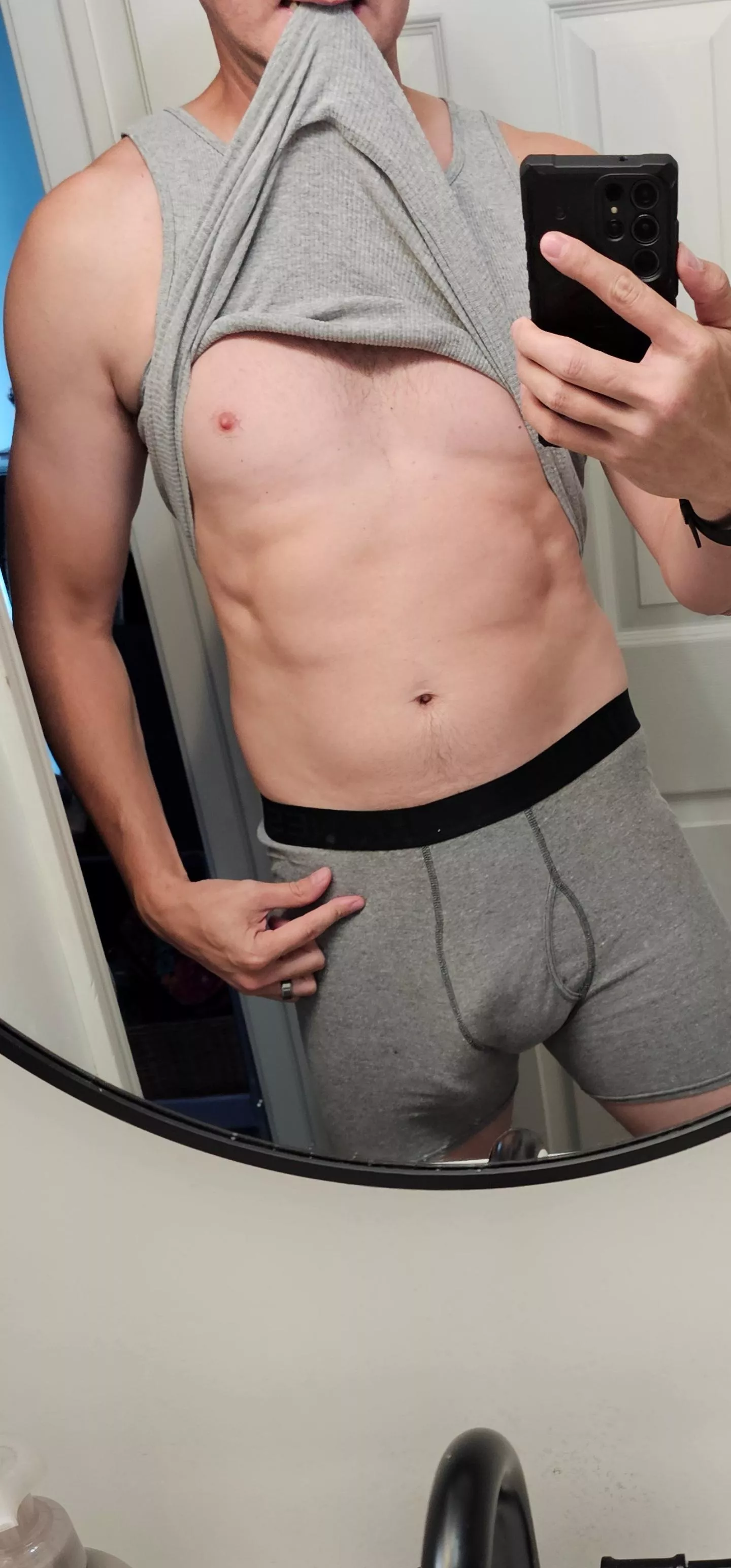 Afterwork bulge... Figured you guys would like this one.  posted by ChiCity2145