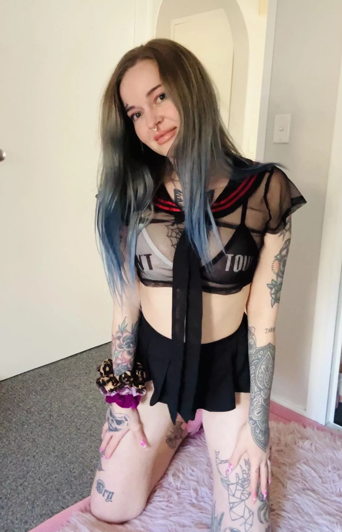 Are you looking up my skirt? posted by sexy_step99