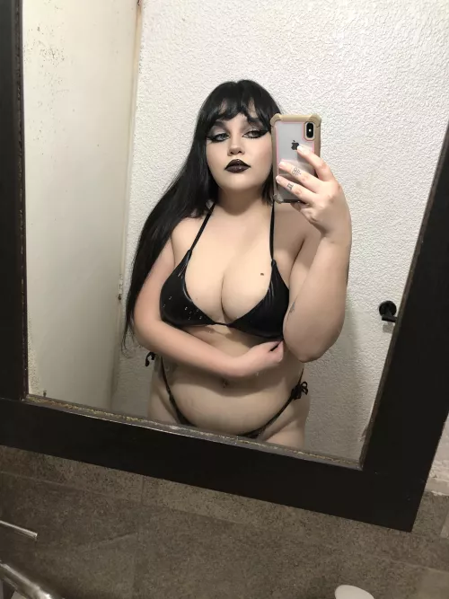 Bend me over and fuck me in front of the mirror 🖤 by Individual_Air_7064