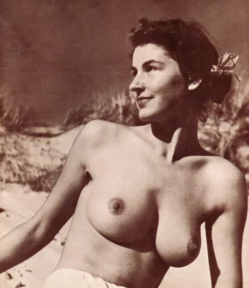 Classic Beauty  by here4damemz2