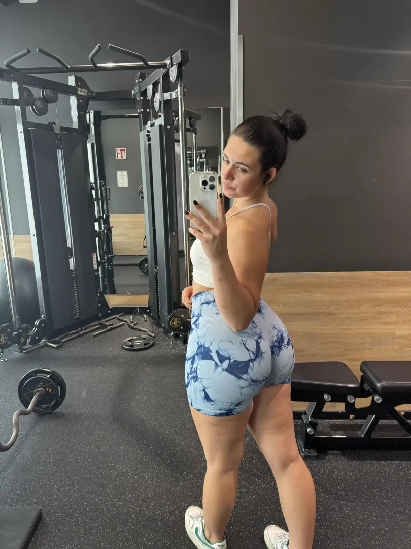 feeling so juicy todayy by pineapplepunk