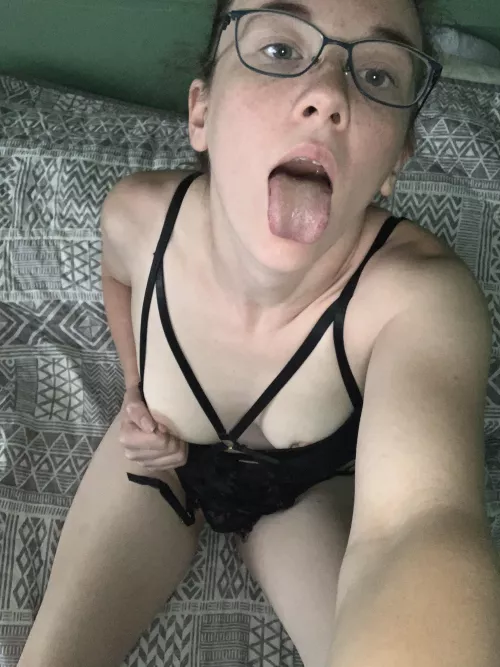 Give me your hot stuff by thebreefontaine