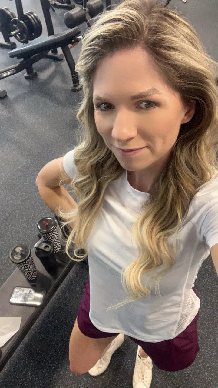 Gym time(f41) posted by Ms_AllyMari