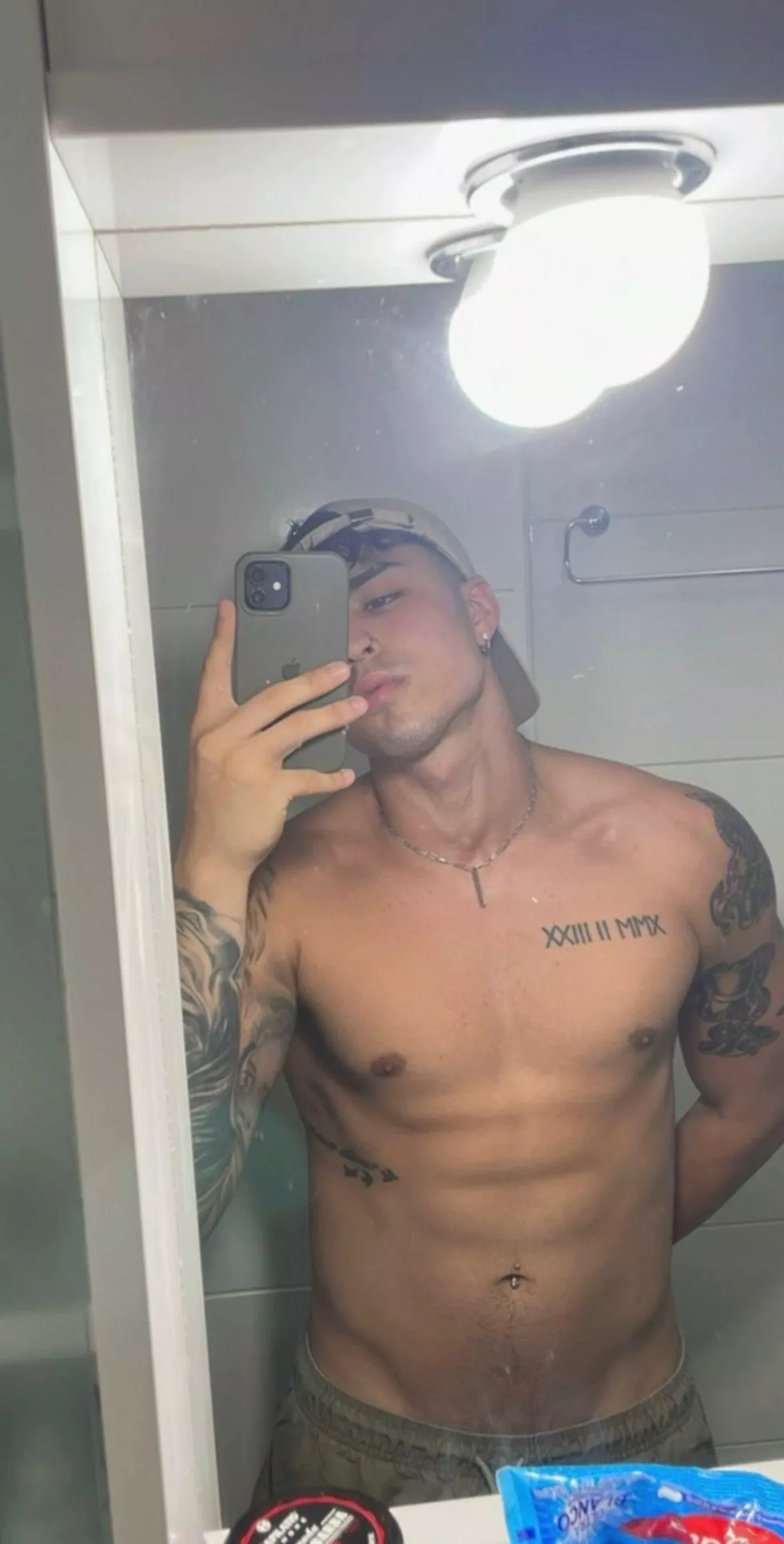 hardly clothed, just for you posted by ZaynReedx