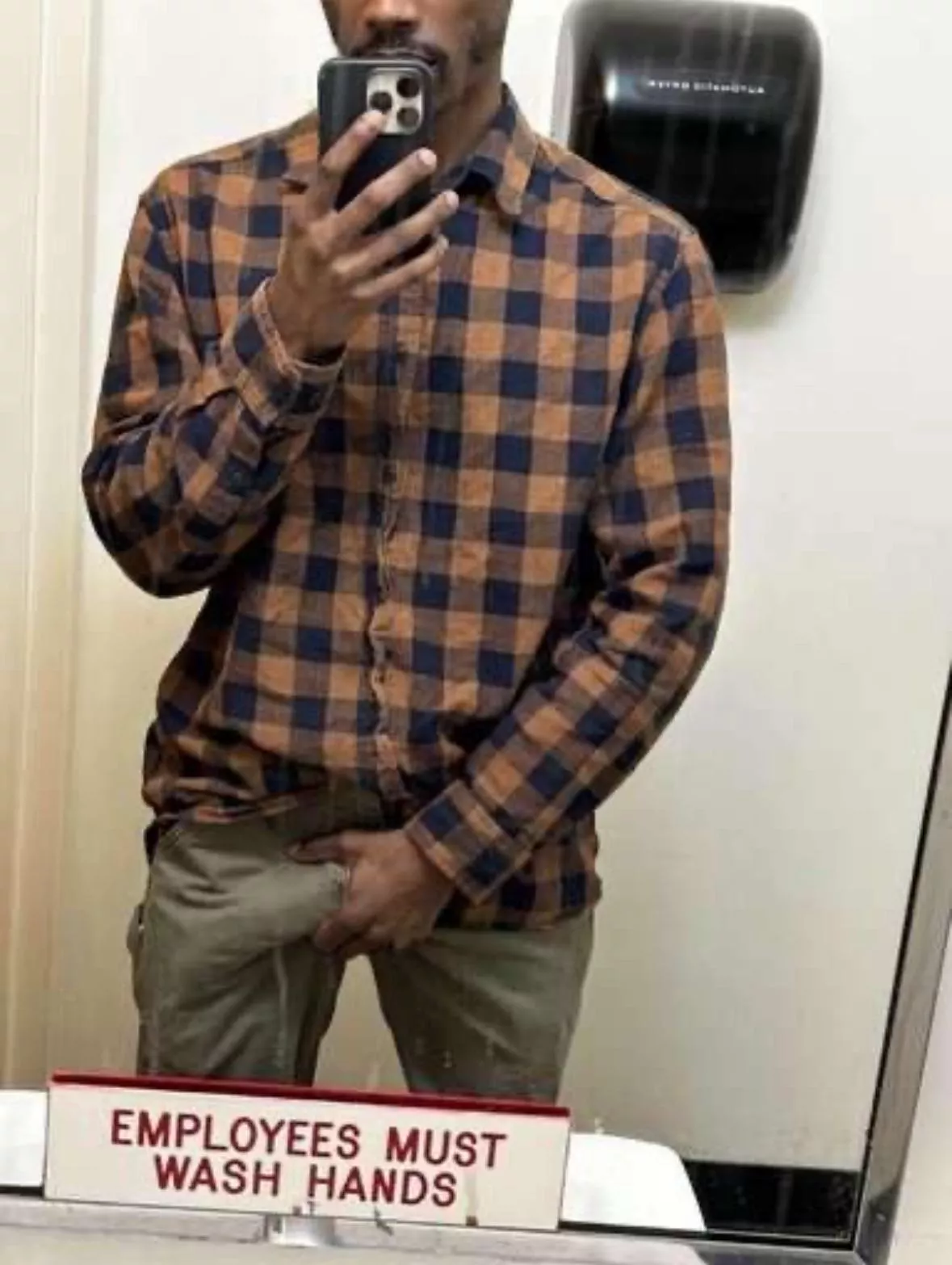 Hello from baltimore posted by AdComplex3892