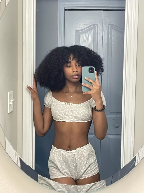 I <3 ebony brat addicts  by yourownerflo