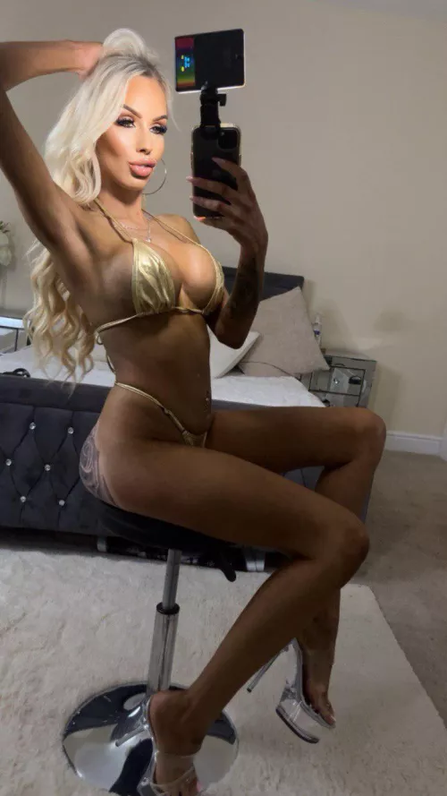 I know you can handle your bimbo in a gentle way. by Giadmkj