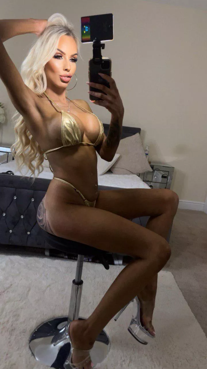 I know you can handle your bimbo in a gentle way. posted by Giadmkj