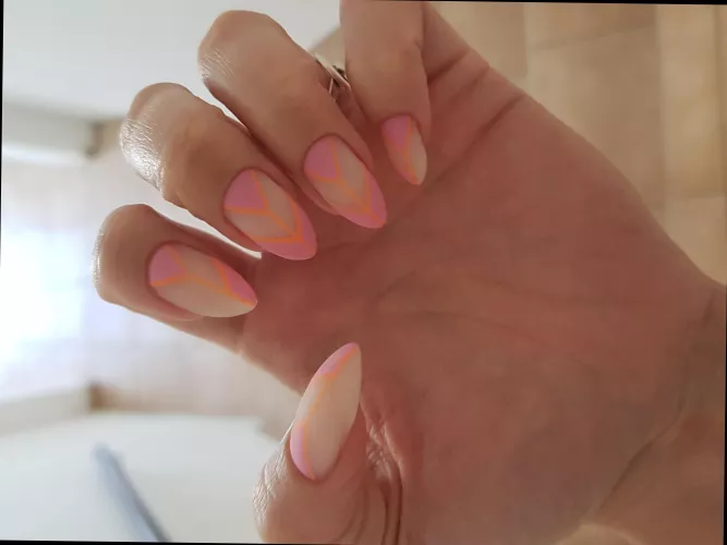 Imagine this hands jerking you off  by Delicate_Violet