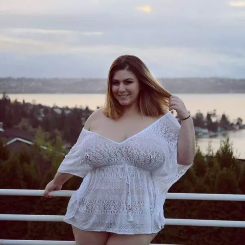 London Andrews  by evenflow_2991