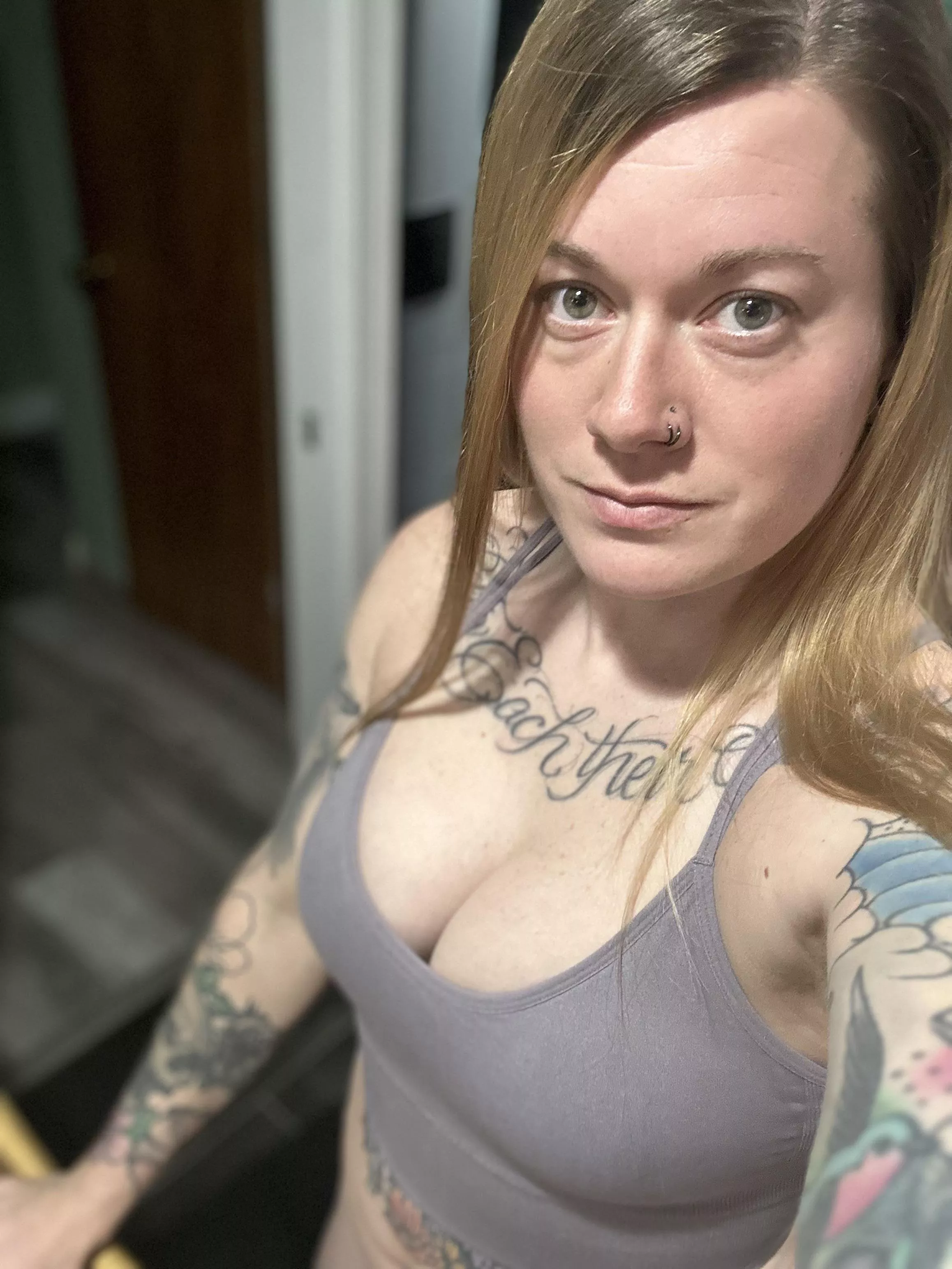 Ready for squats  posted by nakieplantlady