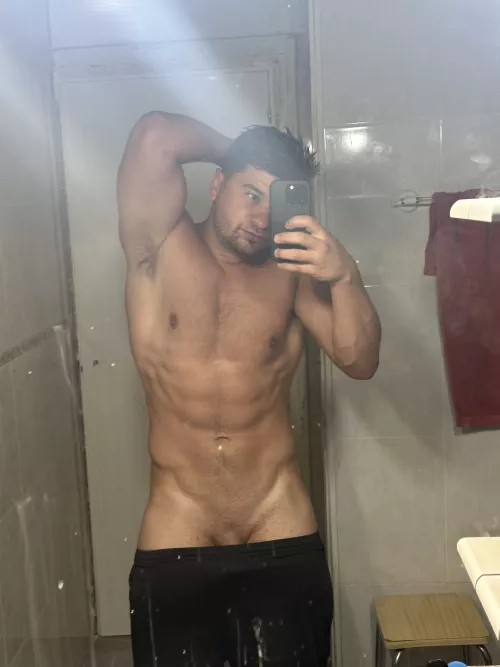 This Spanish V it's all yours by realisiwak