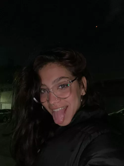 
tiny body, big heart by amatunruetet