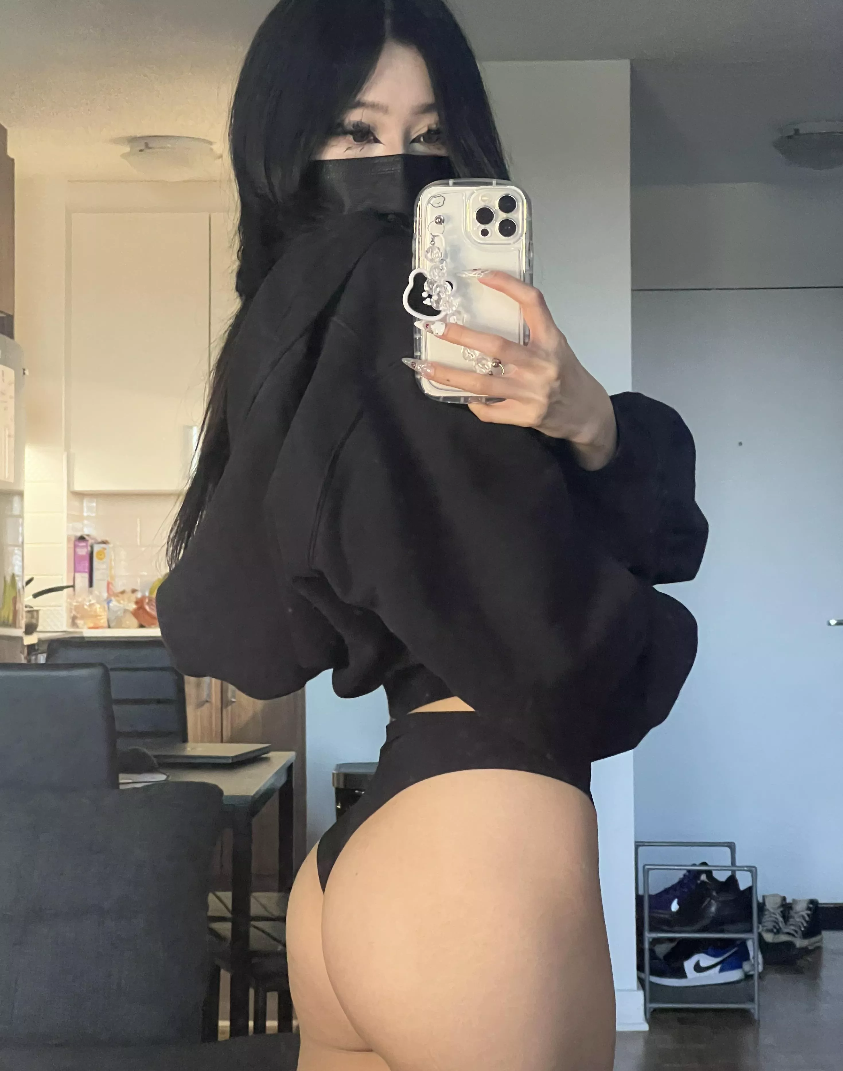 want a slim thick asian gf? posted by lovemeirinn